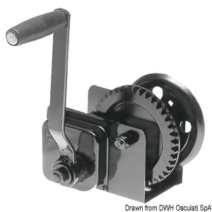 Boat haulage winch with clutch