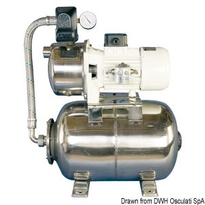 CEM fresh water pump with accumulator tank