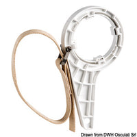 Universal key to screw/unscrew strainers