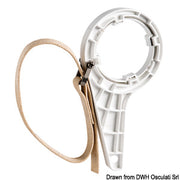 Universal key to screw/unscrew strainers