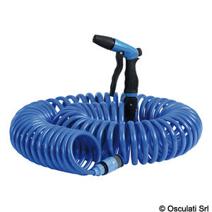 Retractable hose f. boat washing 60'