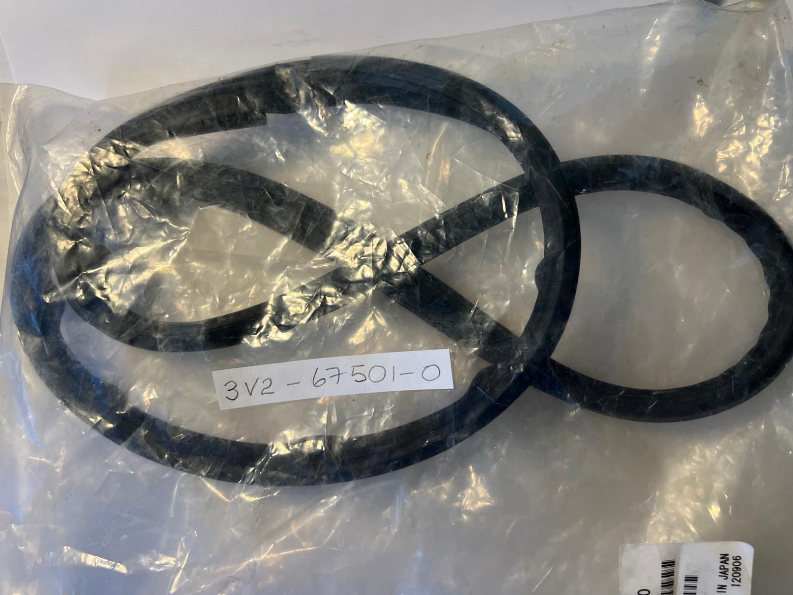 3V2-67501-0 Top Cowl Seal (also Supersedes 3V1-67501-0)