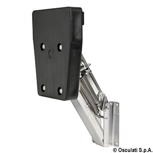 Drop-down outboard motor bracket
