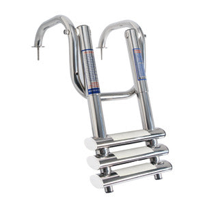 Very compact telescopic ladder with handles for gangplanks