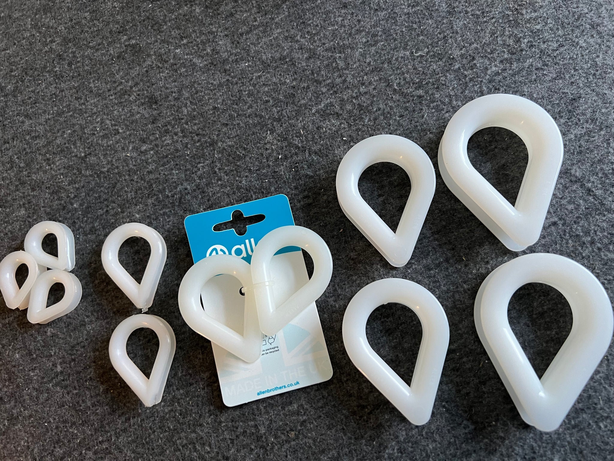 11 X NYLON THIMBLES - ROPE SPLICING LOOP REINFORCERS - VARIOUS DIFFERENT SIZES