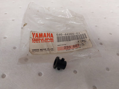 SEAL  646-44366-01  YAMAHA