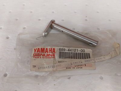 LEVER 689-44121-00  YAMAHA