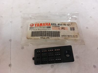 GRID COVER  689-45214-01  YAMAHA