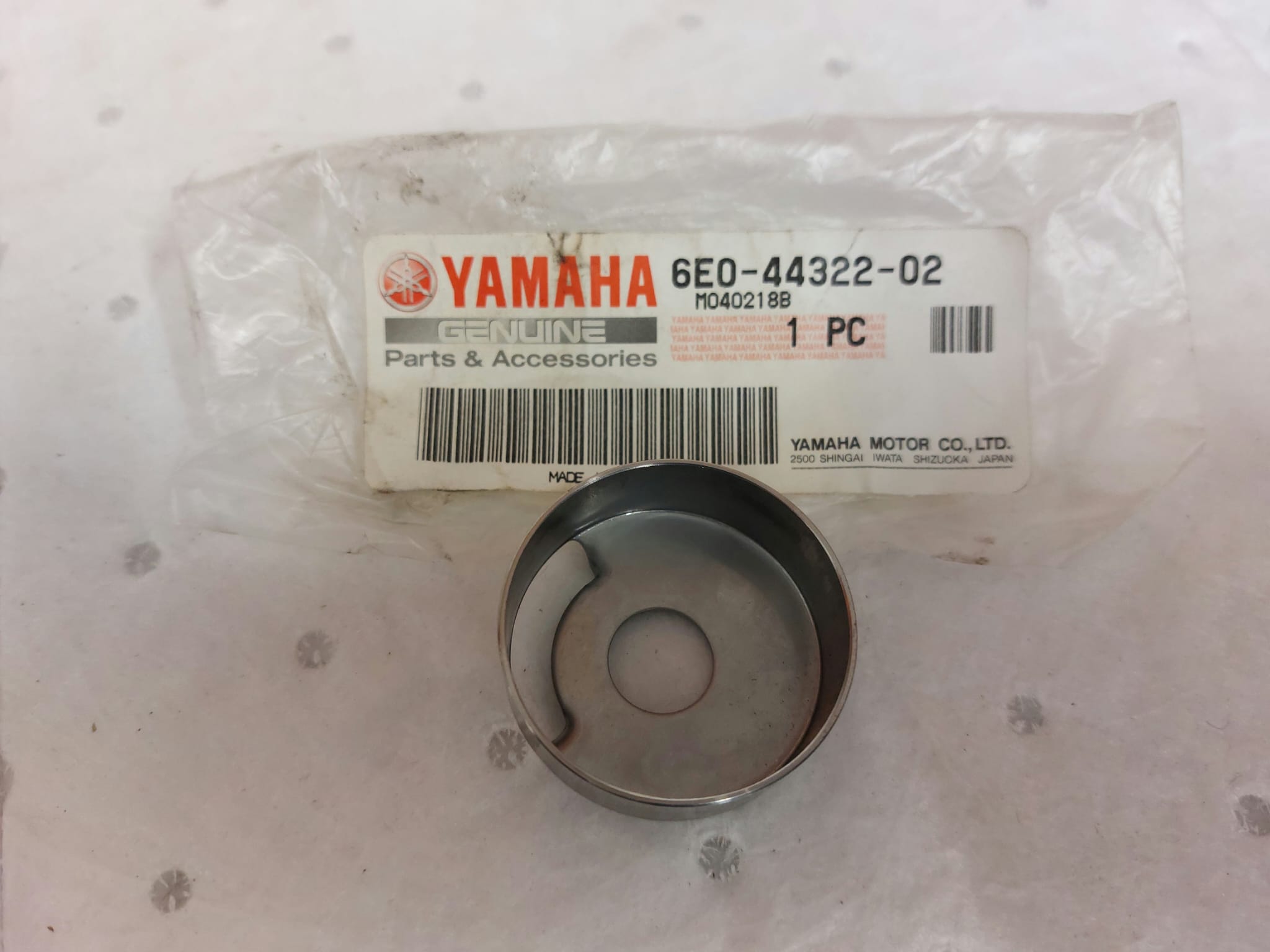 INSERT INSERT CUP 6E0-44322-02  YAMAHA