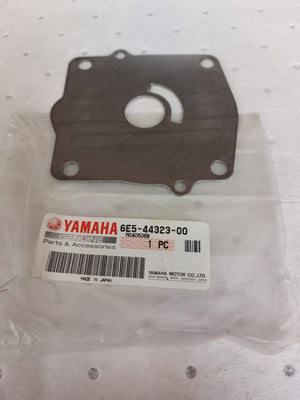 WATER PUMP OUTER PLATE 6E5-44323-00  YAMAHA
