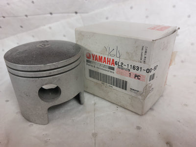 PISTON (STD)  6L2-11631-00-97  YAMAHA