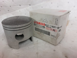 PISTON (STD)  6L2-11631-00-97  YAMAHA