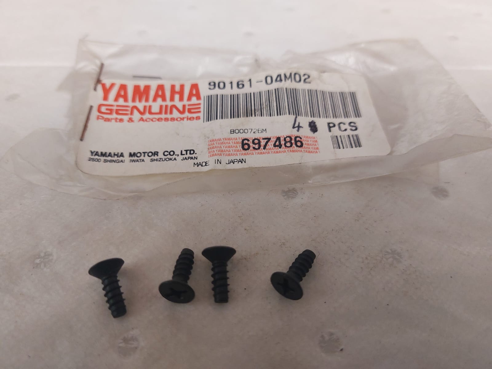 SCREW 90161-04M02  YAMAHA