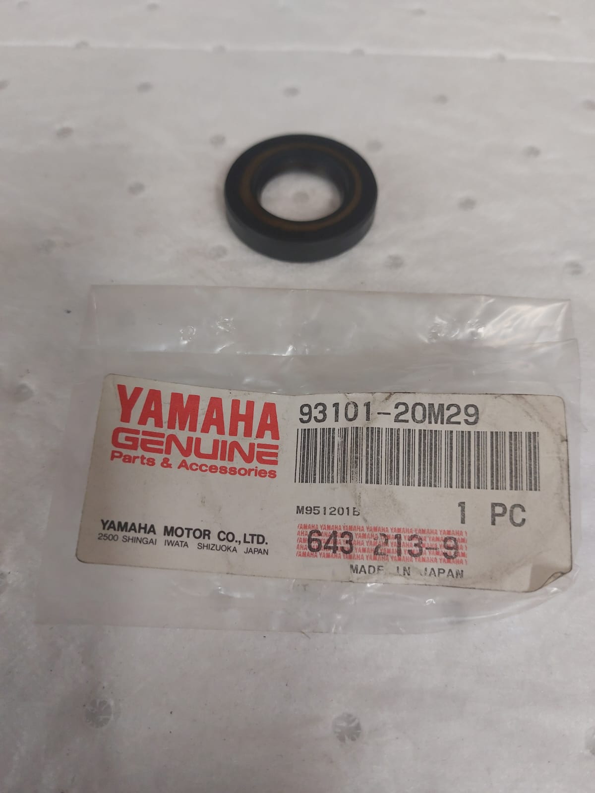 OIL SEAL  93101-20M29  YAMAHA