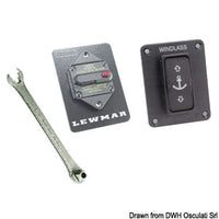 Lewmar V700 windlass