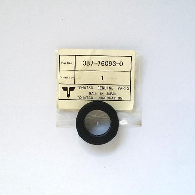 3B7-76093-0 Grommet