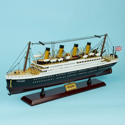 RMS Titanic Model