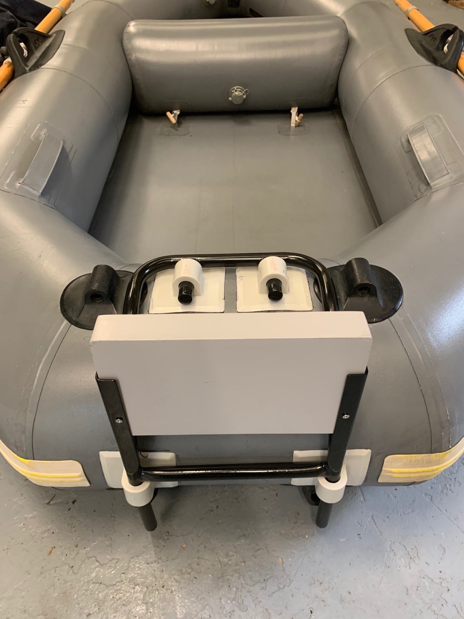 Roundtail Engine Bracket - XT/ST: Replacement for Avon Outboard 