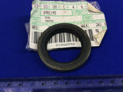 Evinrude Johnson OMC  Cobra Engine Part Seal * 0981195 981195