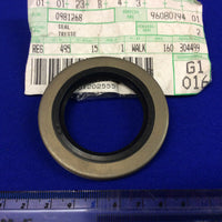 Evinrude Johnson OMC  Cobra Engine Part Seal * 0981268 981268