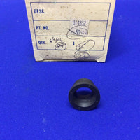 0314832 314832 water tube grommet v4 Evinrude Johnson Outboard Motor 1969 -1976